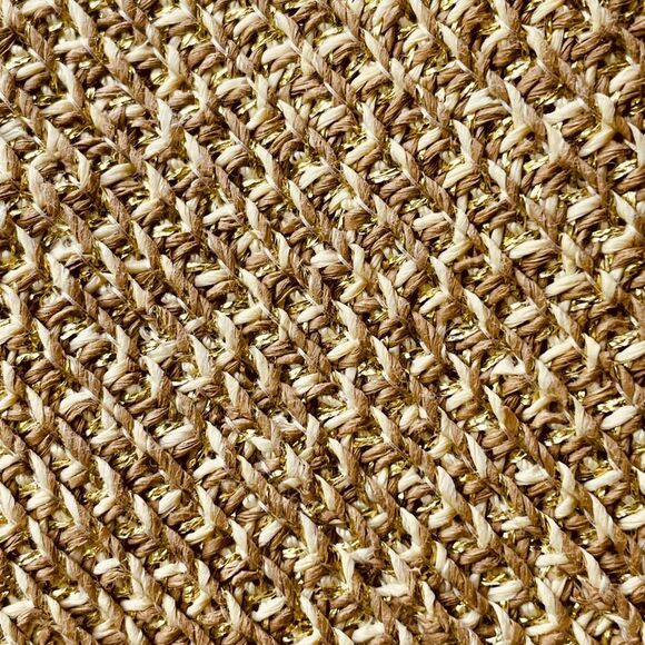 Beige and gold paper straw handbag magnetic closure inside EUC woven straw 12x6” - Picture 4 of 10